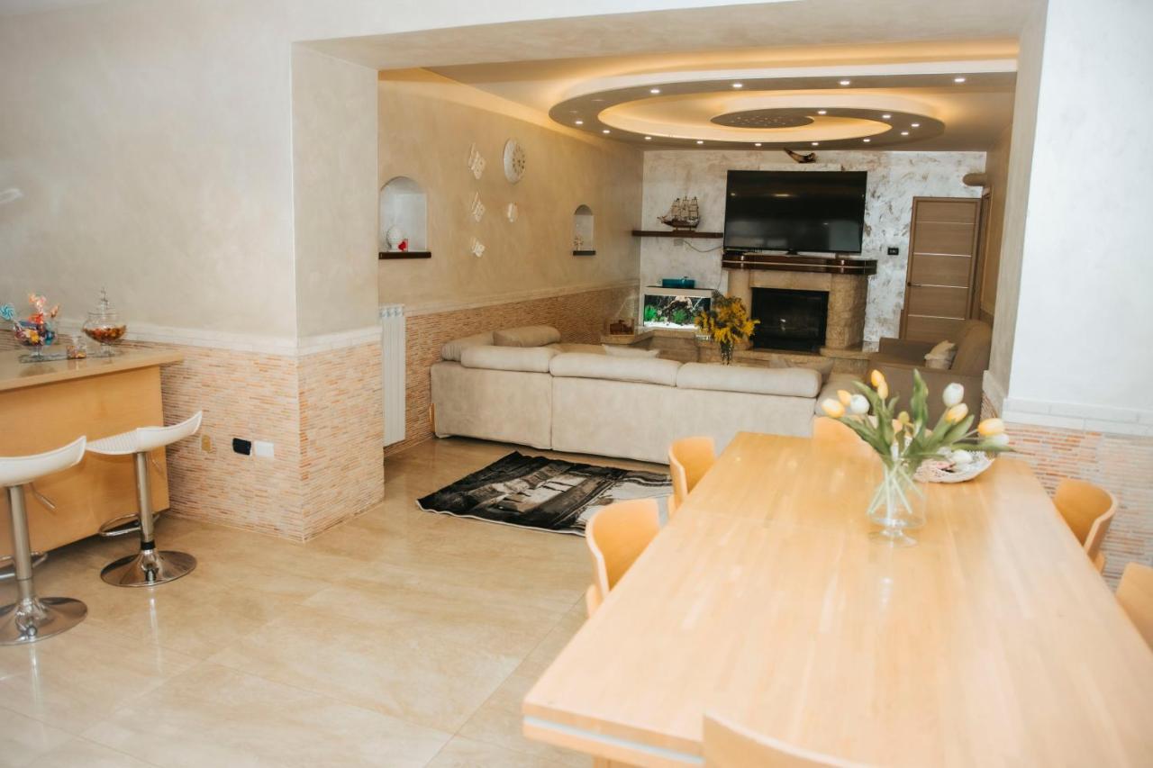Villa Sweery Santa Maria a Vico Kültér fotó